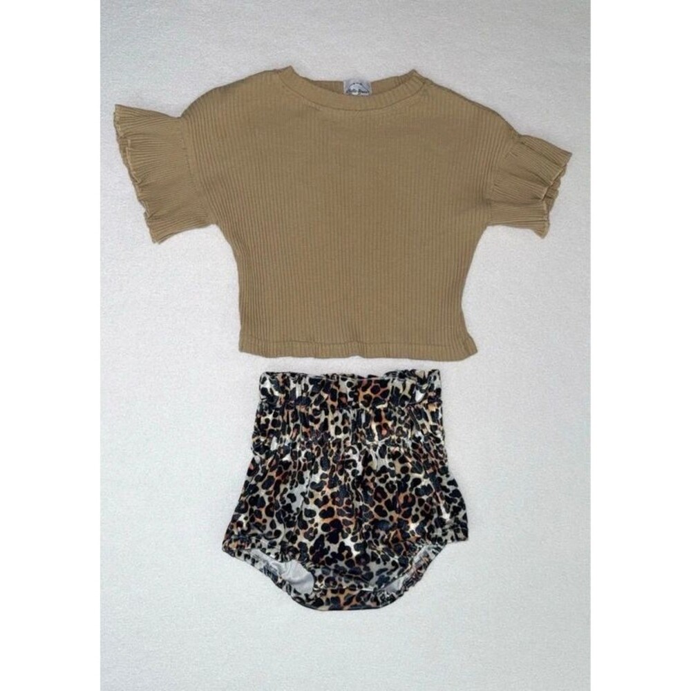 Boutique 2T Toddler Girl Ribbed Ruffle Short Sleeve Top & Leopard Bummies Set